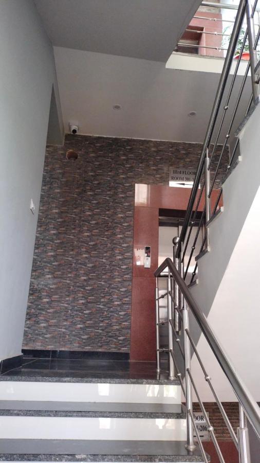 Greenoz Hotel 2*